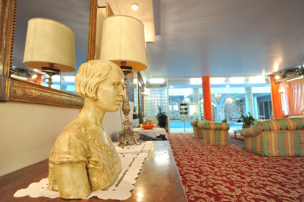 Hotel Ferrari Salsomaggiore Terme Ngoại thất bức ảnh