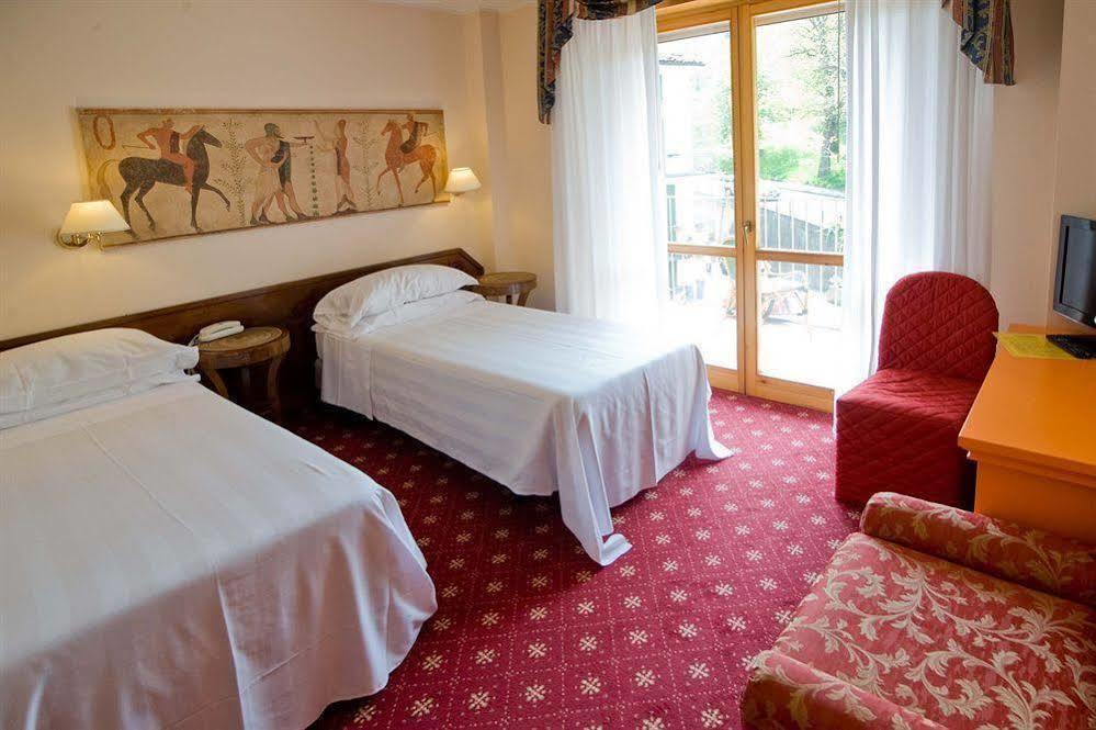 Hotel Ferrari Salsomaggiore Terme Ngoại thất bức ảnh